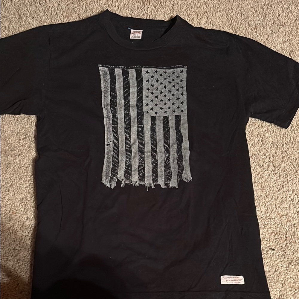 Original Deluxe Black and Gray Short Sleeve Tee with Distressed Flag